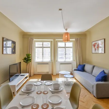 Celetna 27 Apartament *